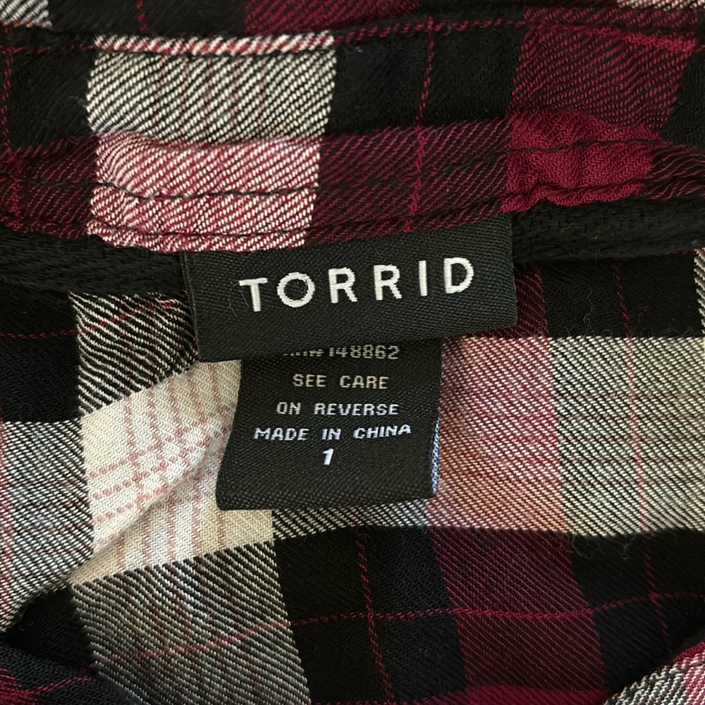 Red White And Black Plaid Button Up Torrid Size 1 - image 3